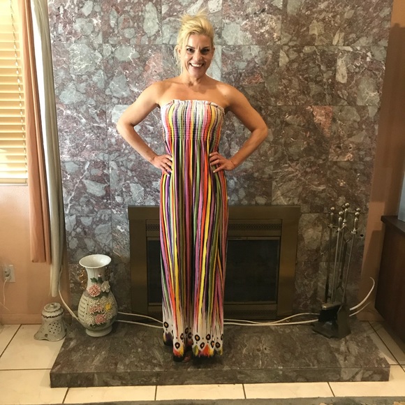 Hot summer dress 💜price drop 💜 - Picture 6 of 8